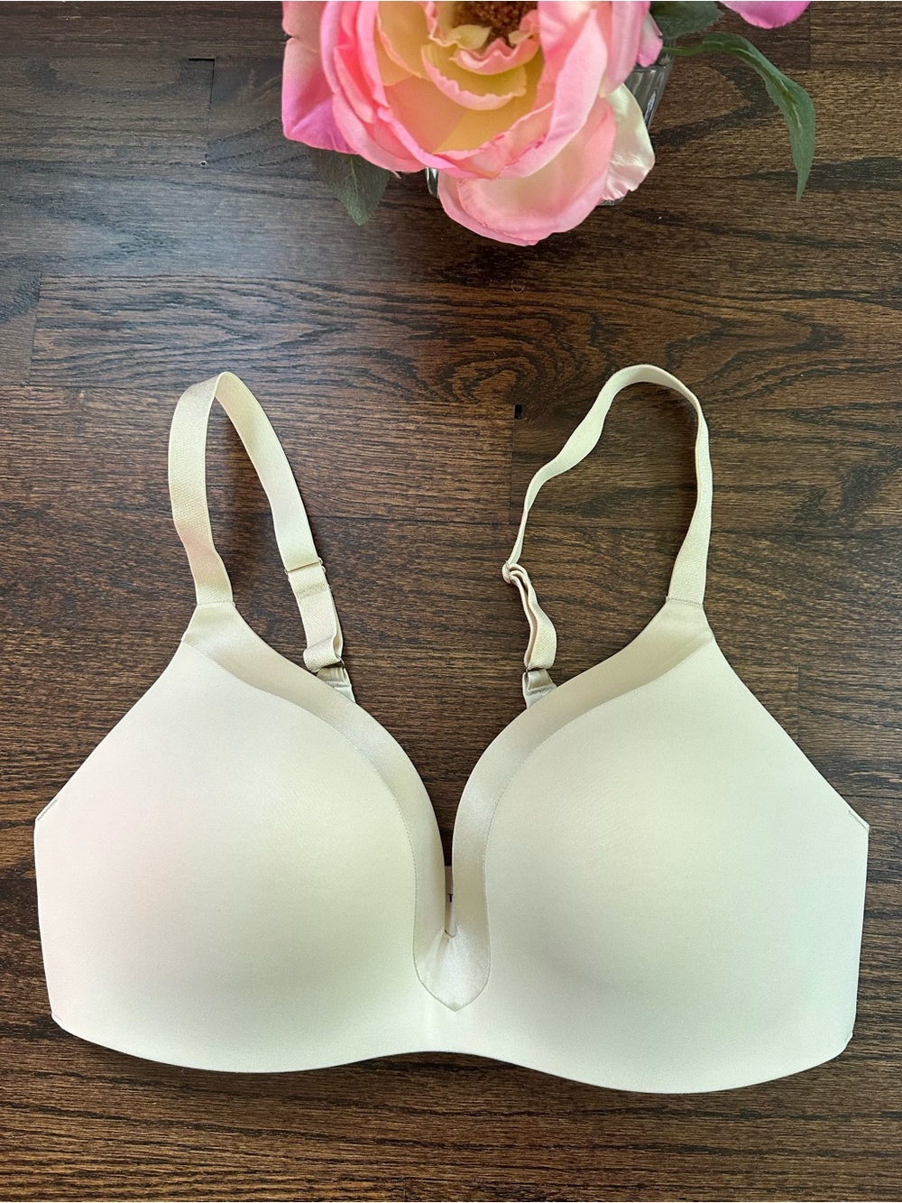 Seamless Nude T-Shirt Bra - Supportive Everyday Comfort